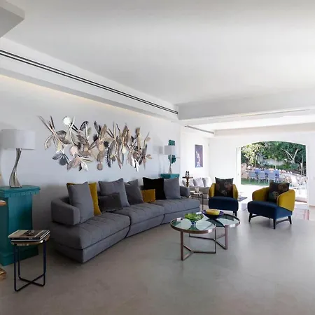 Spacious With Terrace